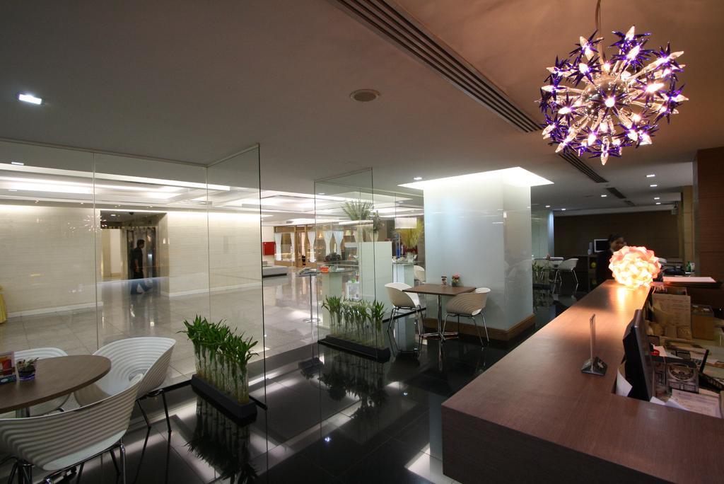 Instalaciones Recreativas Baiyoke Suite