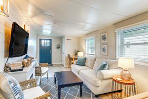 Alquiler Vacacional - Pool & Marina: Family Home ~ 11 Mi to Ocean City