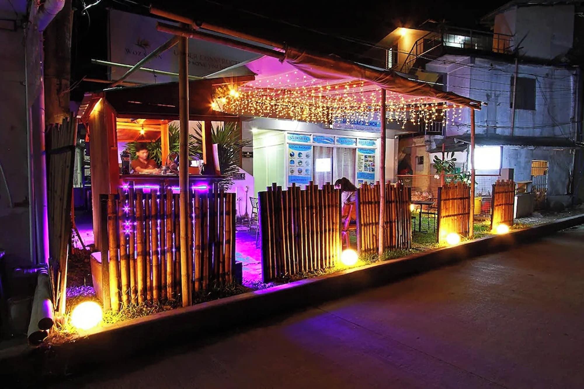 Bar/Salón Woza Inn Boracay