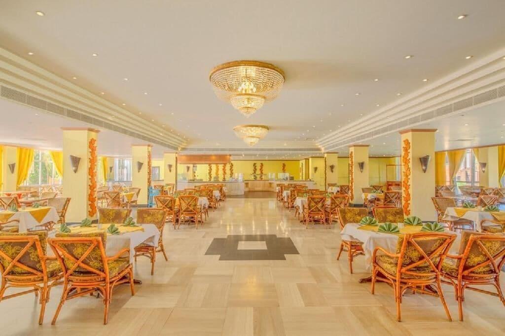 Restaurant Siva Grand Beach Hotel