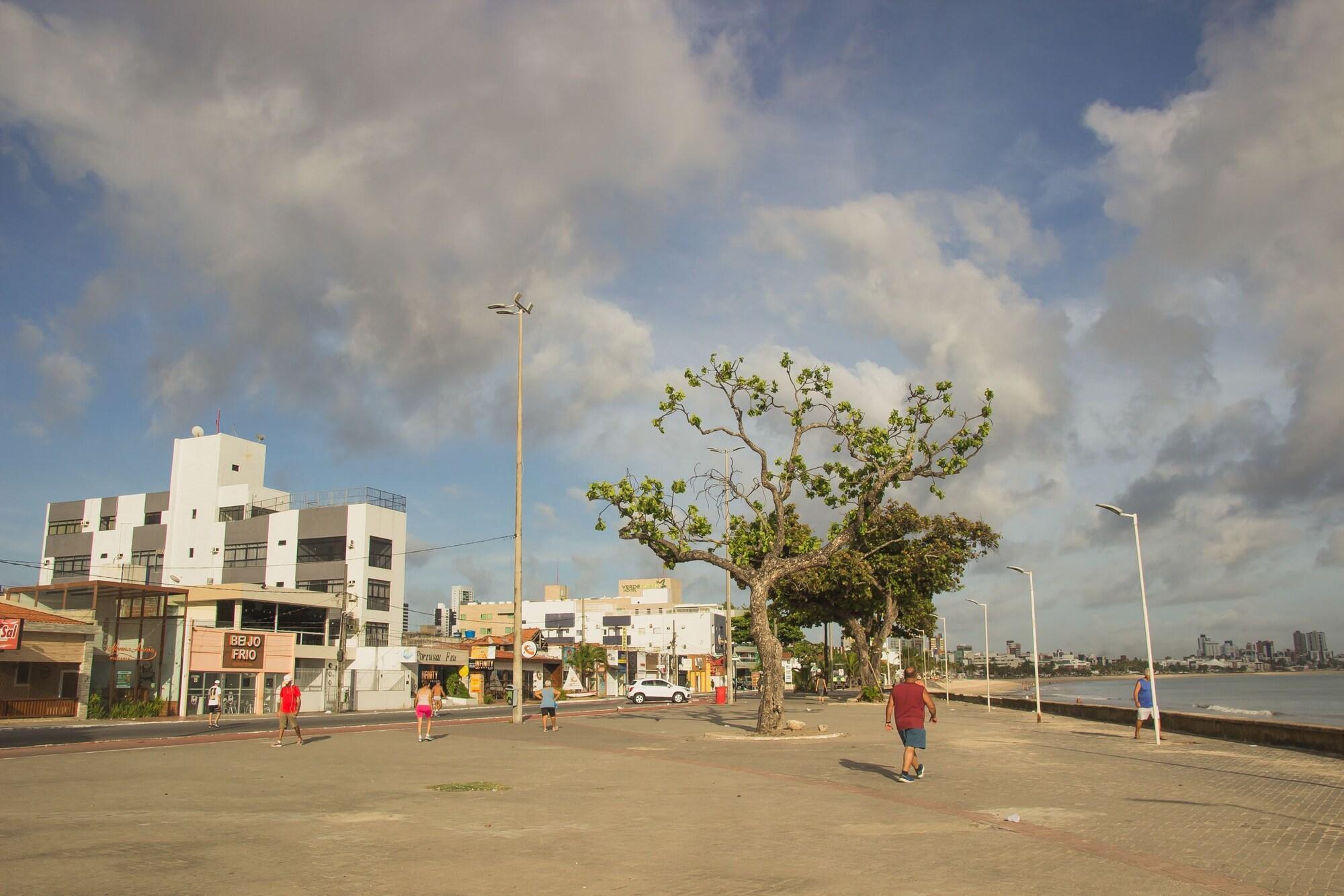 Vista Exterior Hotel Praia do Bessa