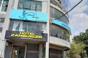 Alojamiento - Hotel Zamburger Sg Bakap