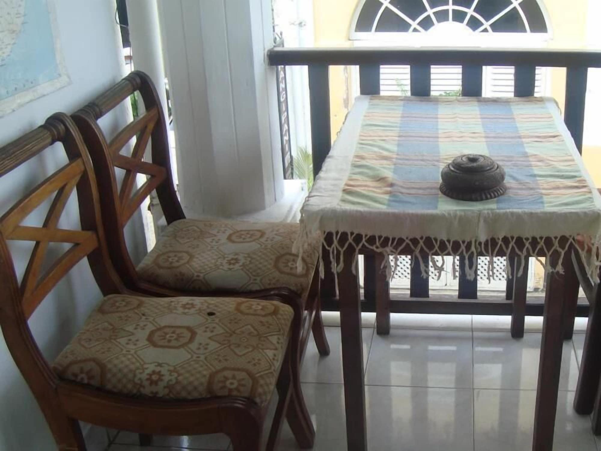 Equipamiento de Habitación Fort Inn Guest