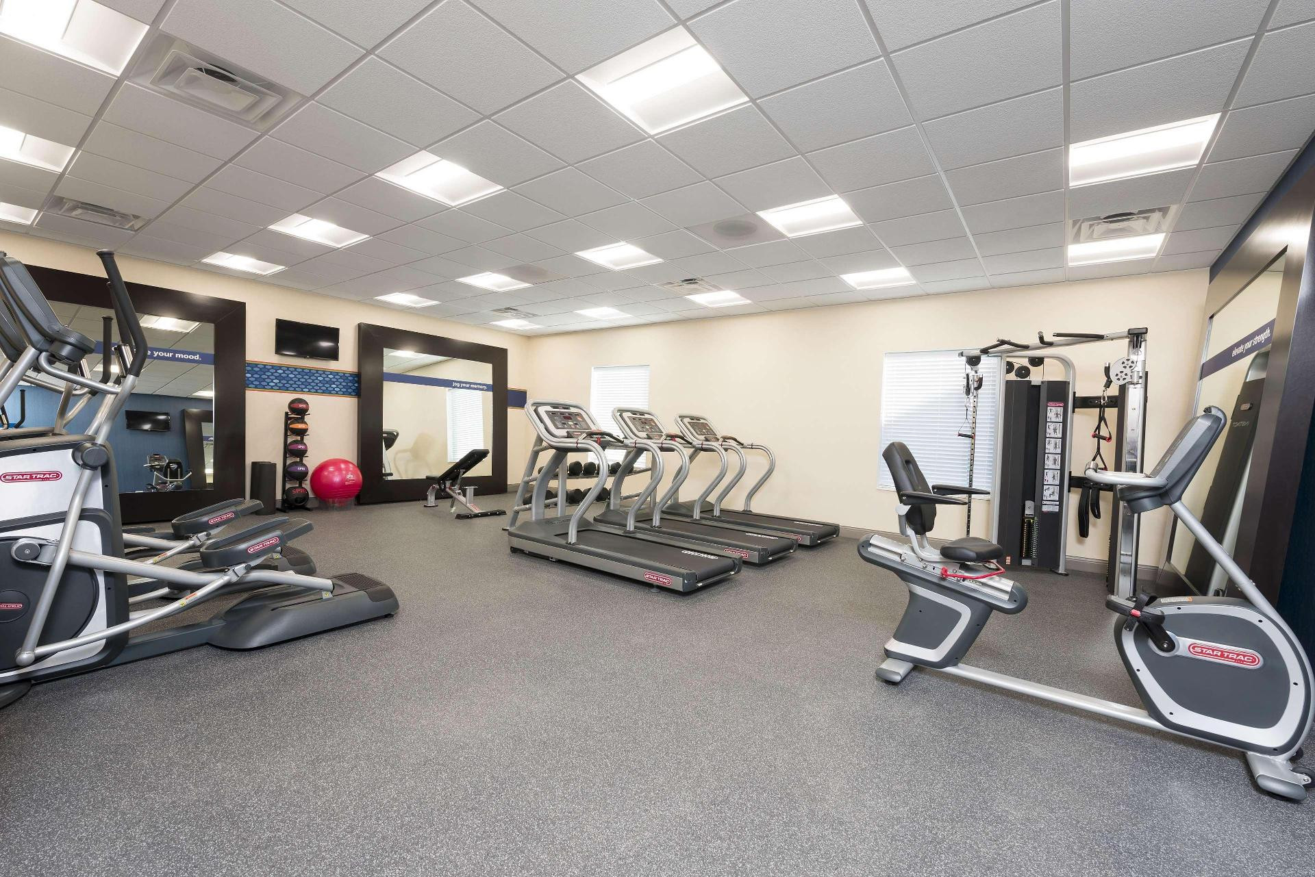 Instalaciones Recreativas Hampton Inn & Suites Chicago Schaumburg