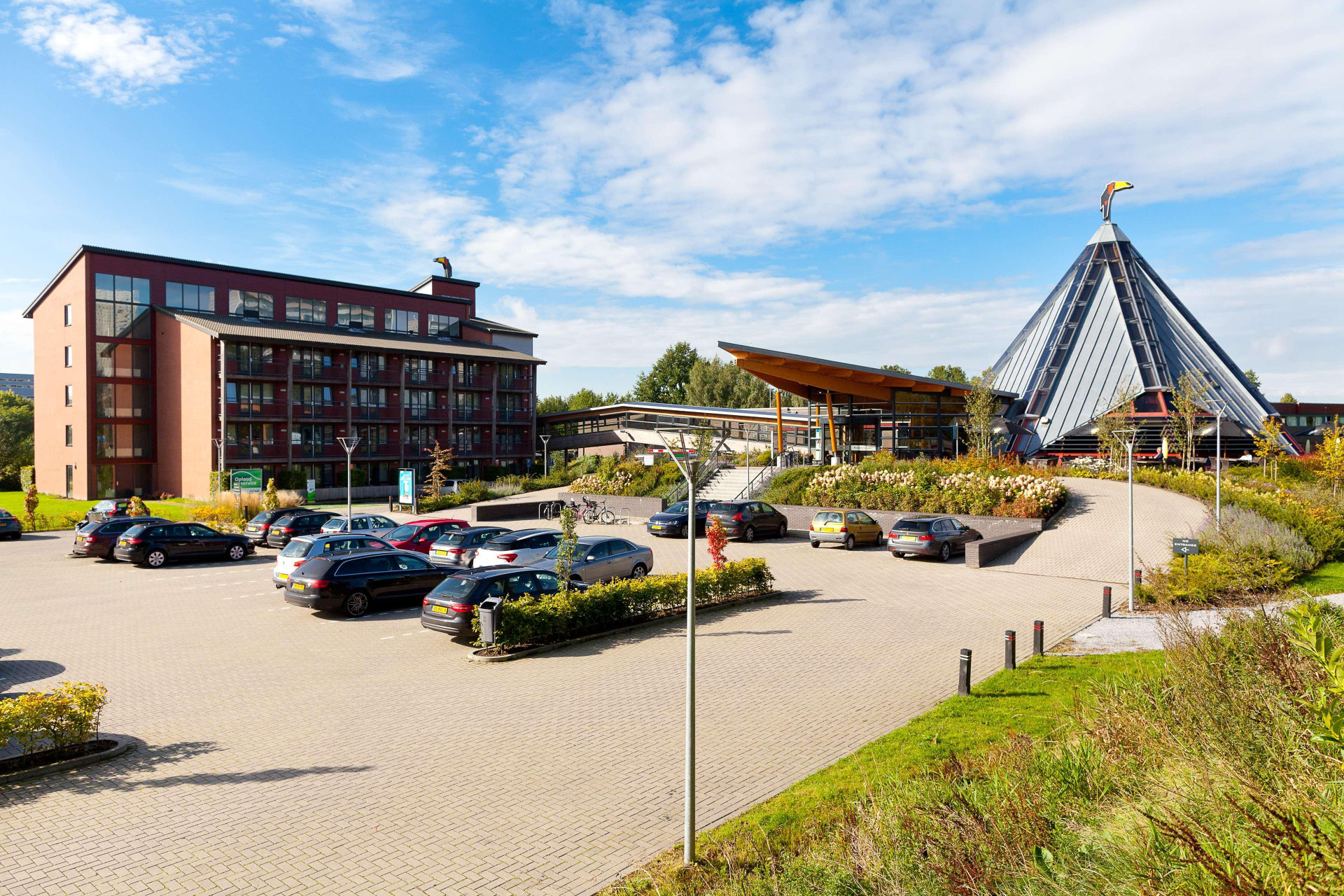 Vista Exterior Van der Valk Hotel Drachten