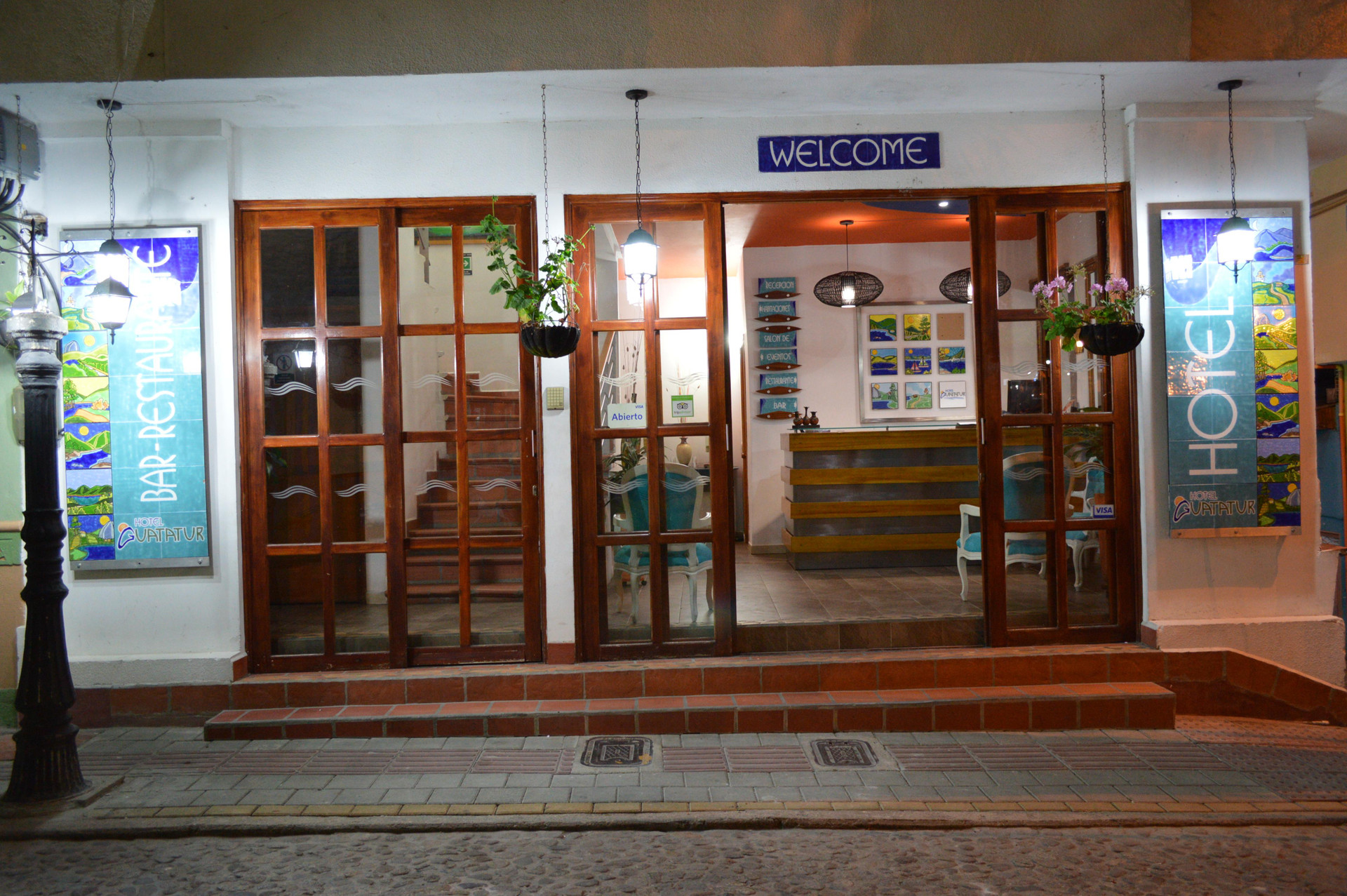 Vista Exterior Hotel Guatatur