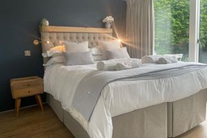 Alquiler Vacacional - Stylish, light and airy property with wonderful views and garden.