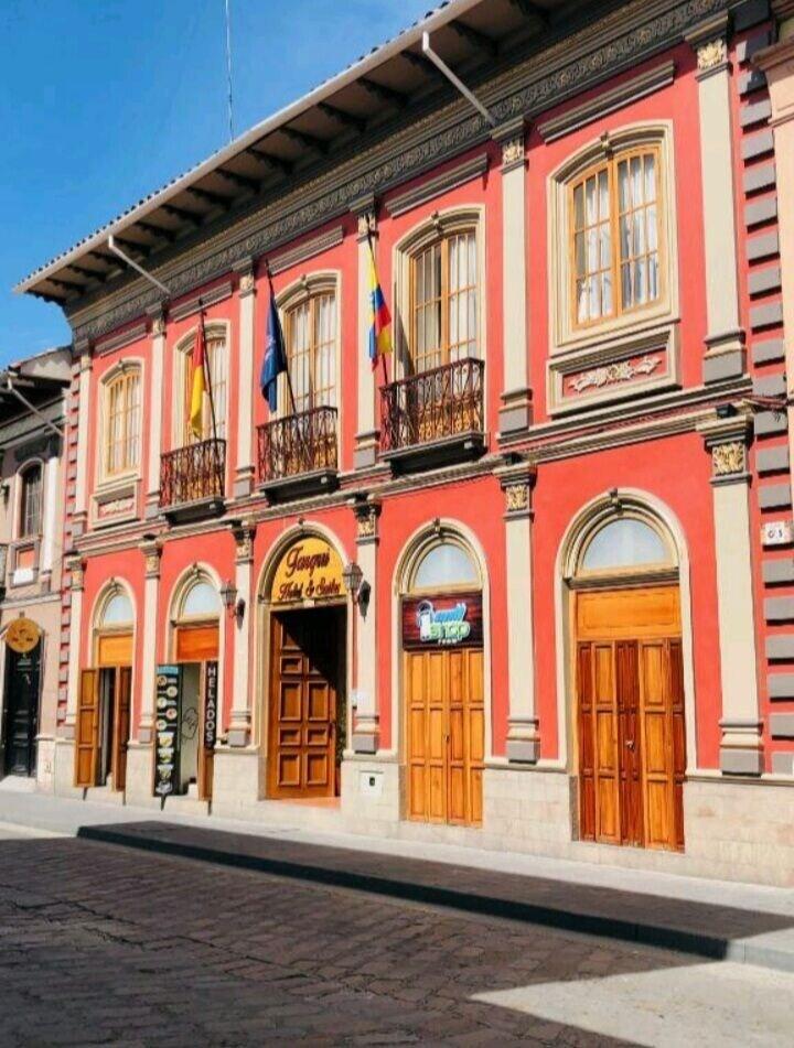 Varios Tarque & Suites