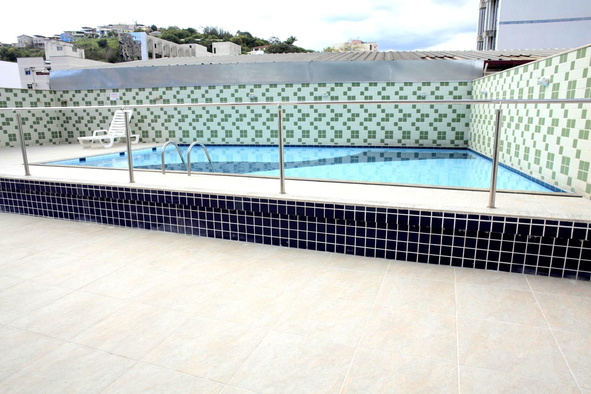Vista Piscina Hotel Vind's Plaza