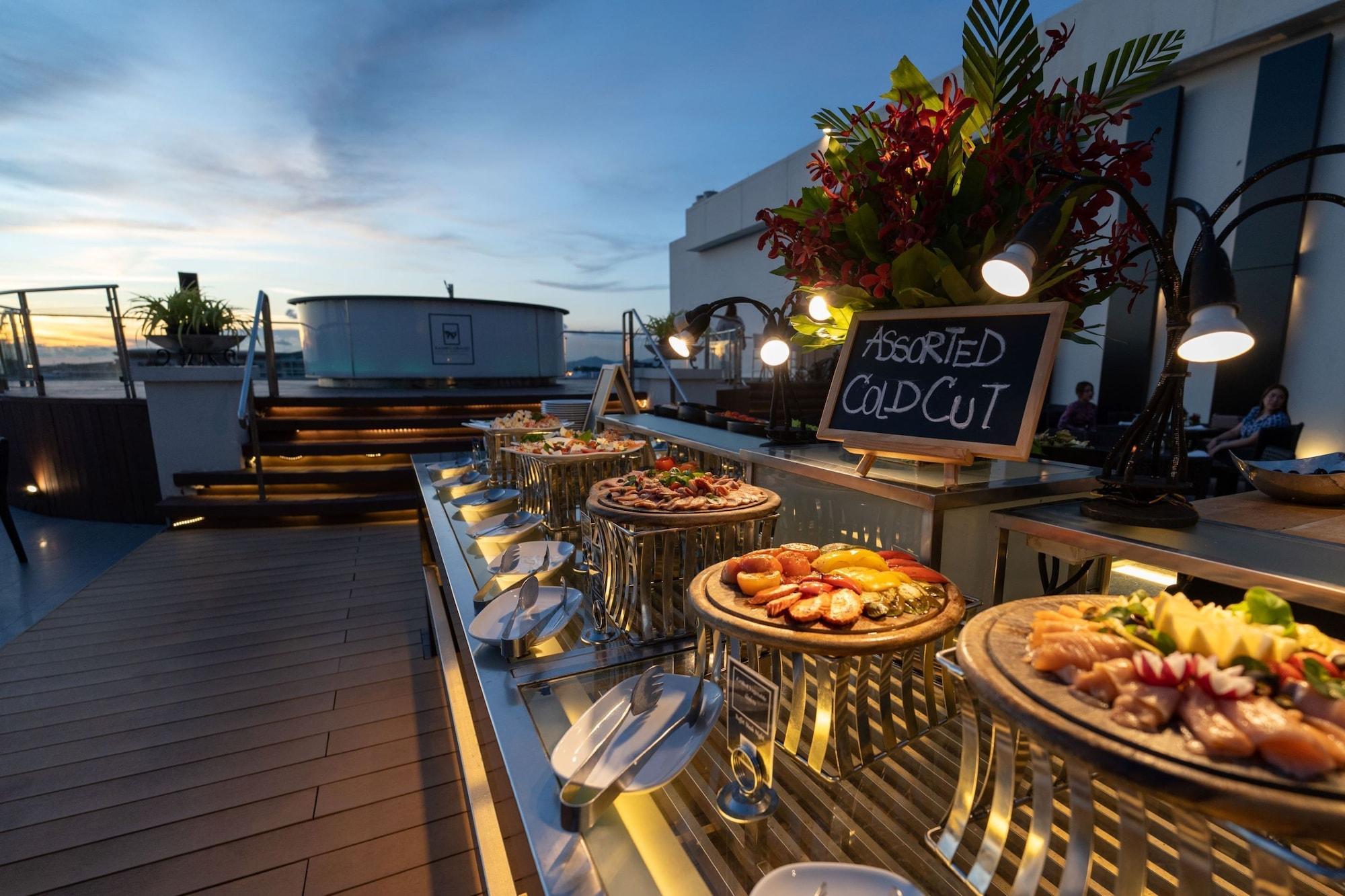 Restaurant Kameo Grand Rayong Hotel & Serviced Apartments