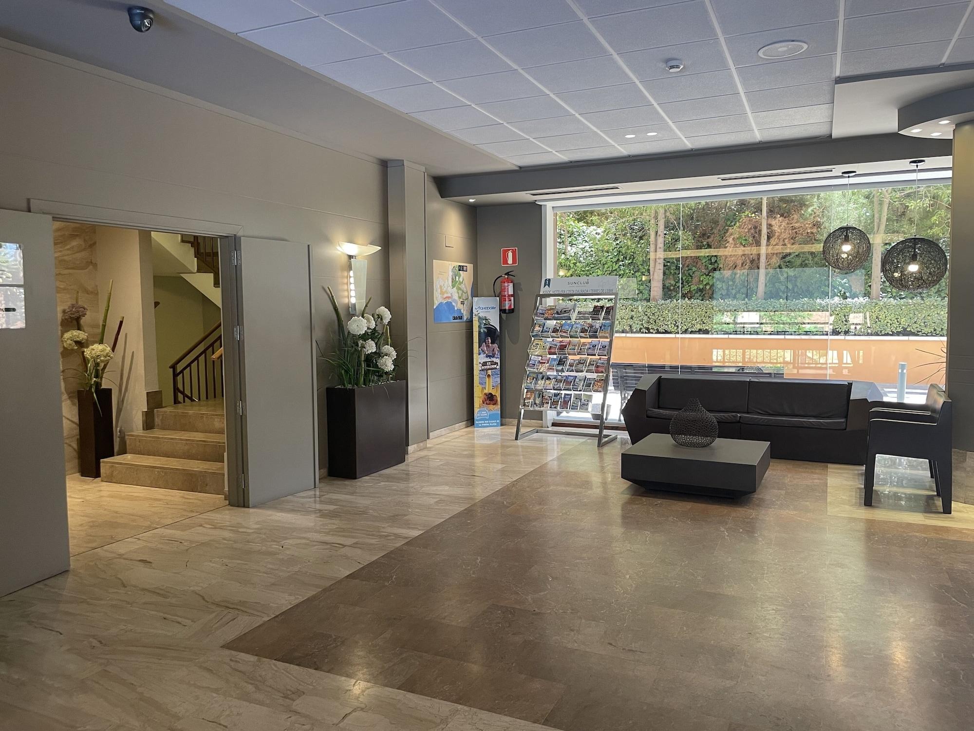 Vista Lobby Apart-Hotel SunClub Salou