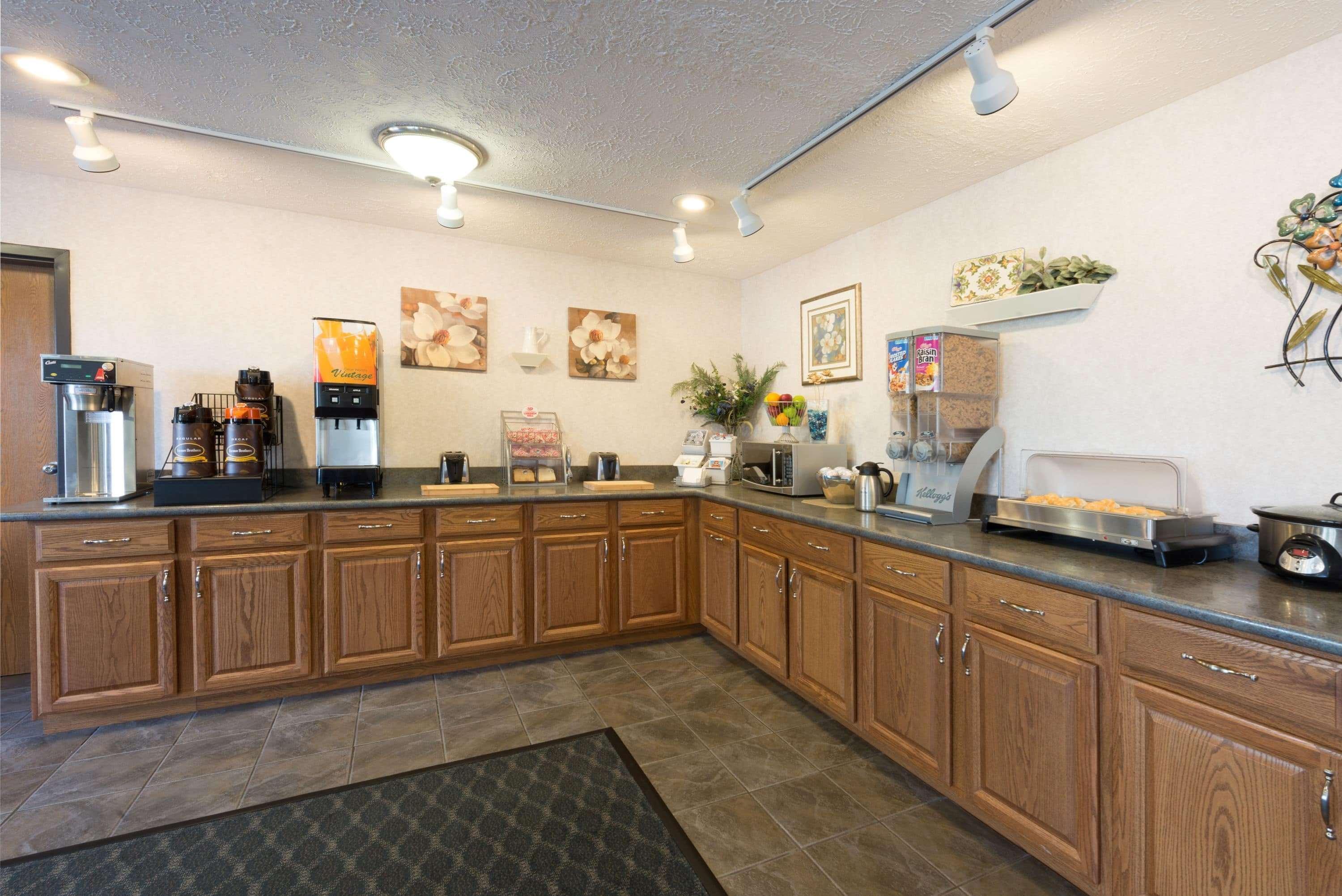 Restaurant Super 8 by Wyndham Greenfield