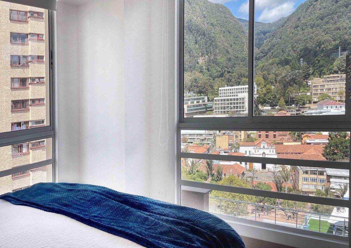 Vista Exterior Prime central location with view of the Mountains