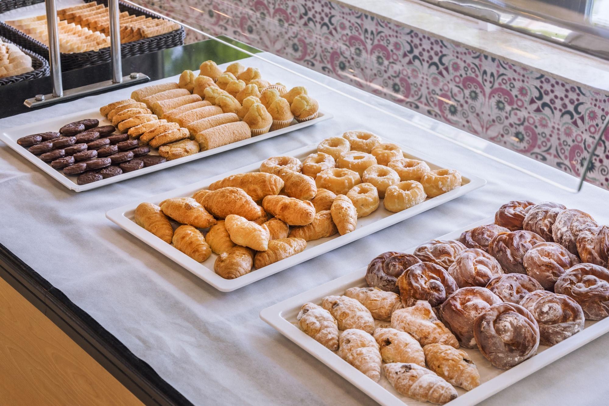 Restaurant Aparthotel CYE Holiday Centre