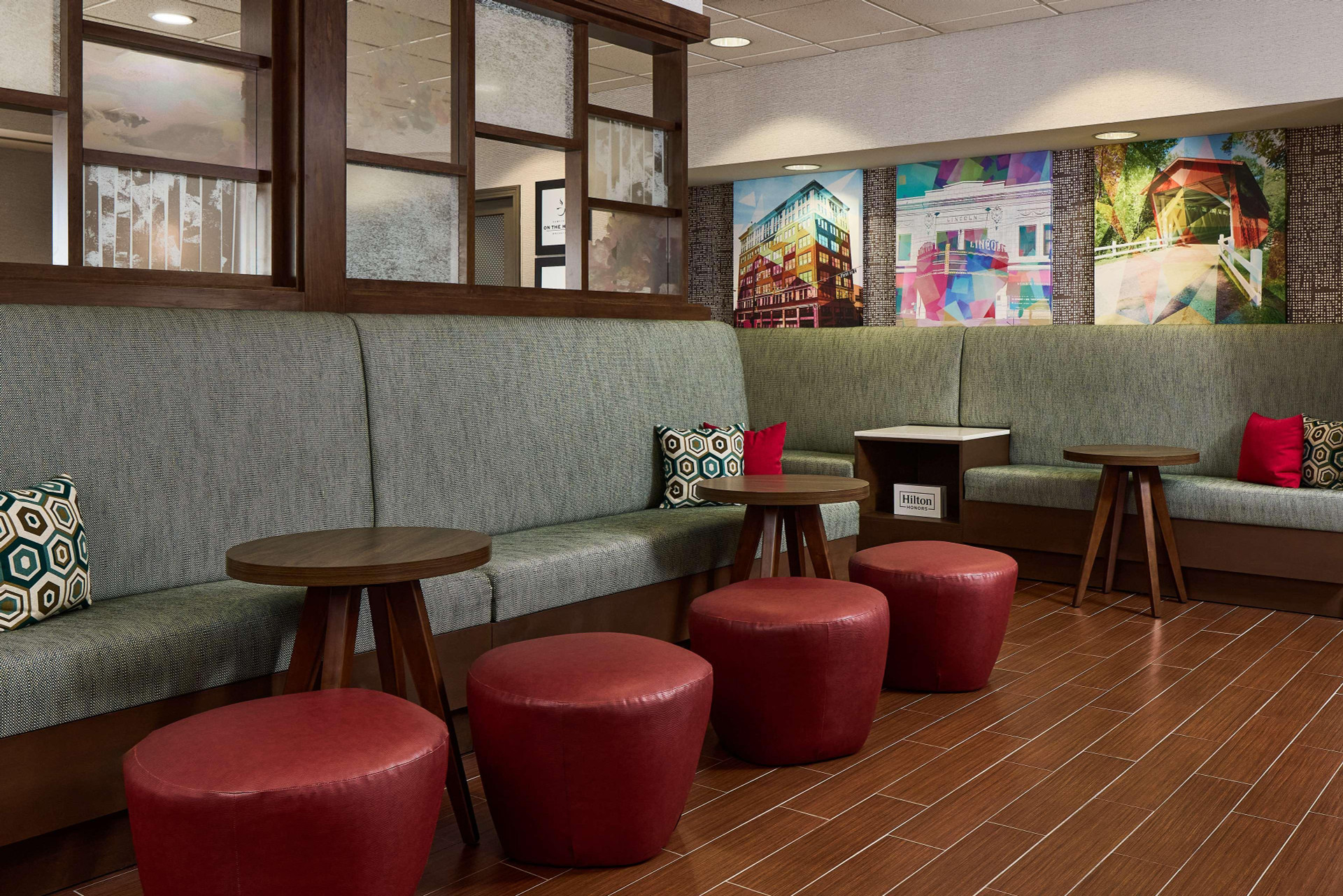 Vista Lobby Hampton Inn Massillon