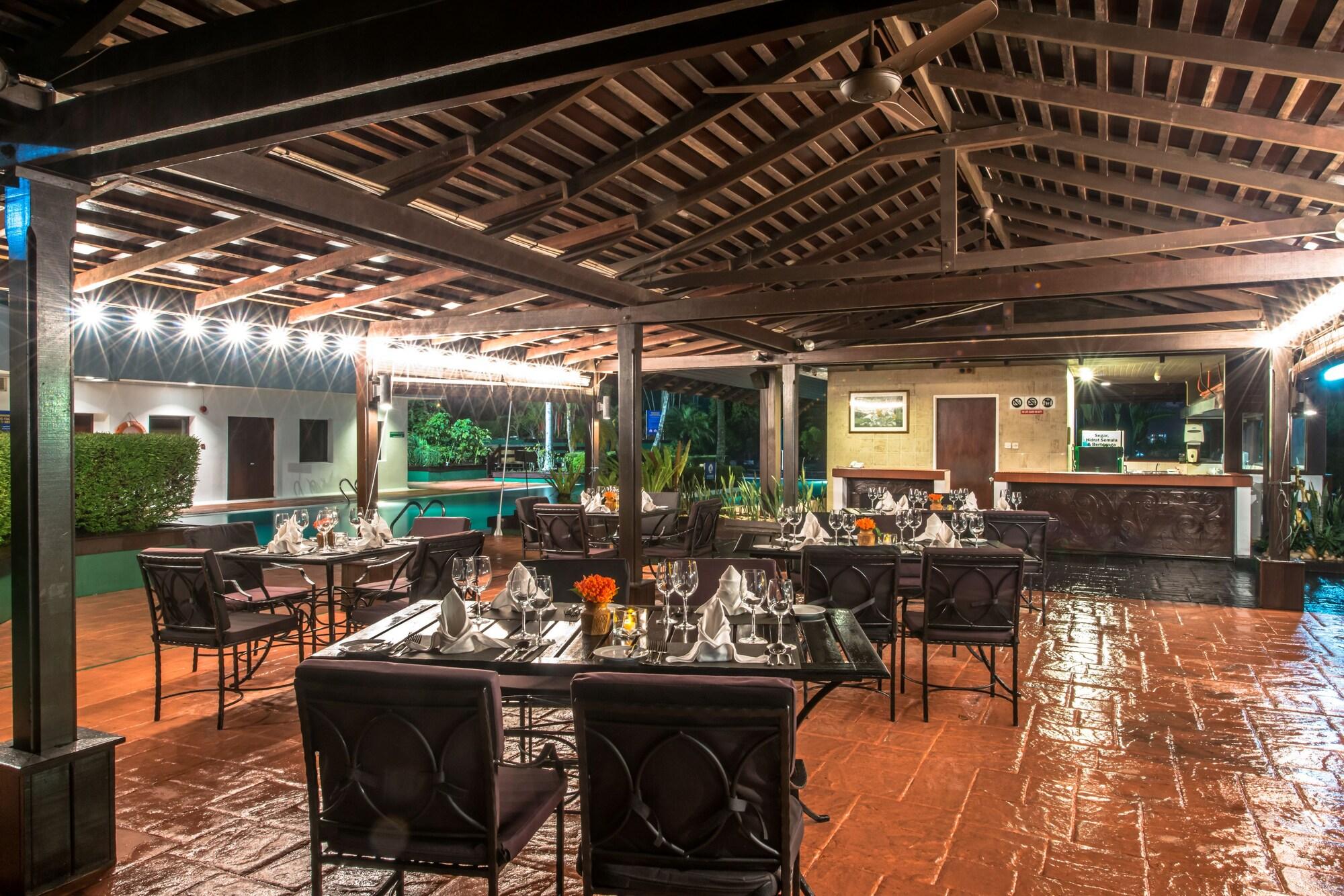 Bar/Salón Hilton Kuching
