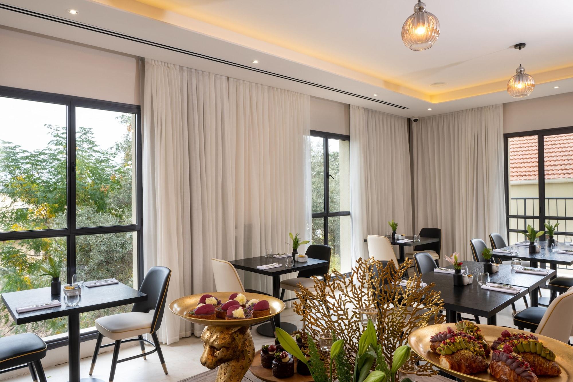 Restaurant Hotel Botanica- Limited Edition By Fattal