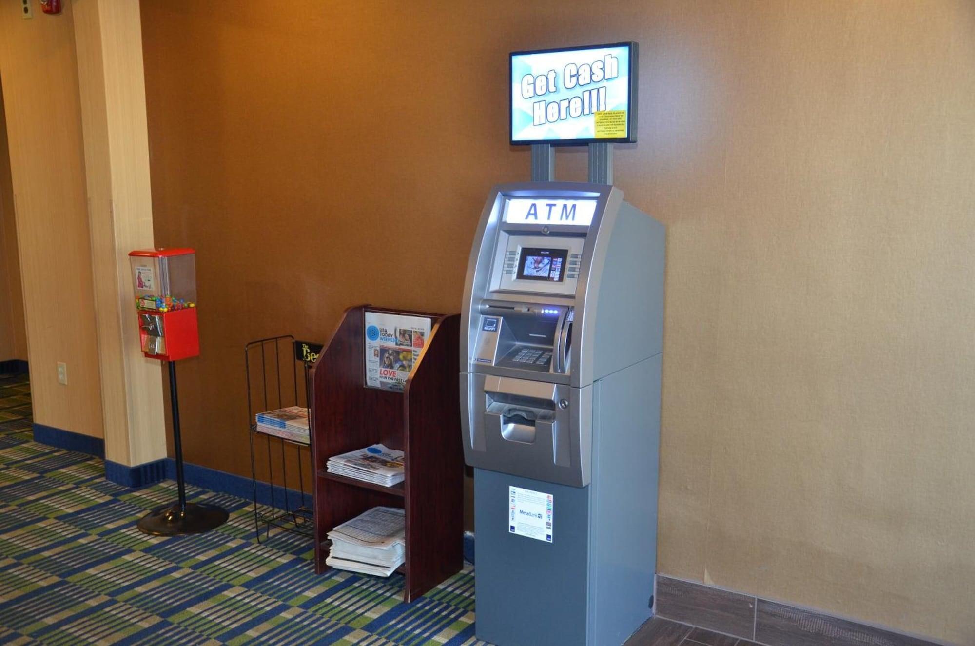 Vista Lobby Fairbridge Inn Express Buffalo Airport Williamsville