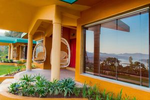 Alojamiento - Residency Lake Resort and Spa