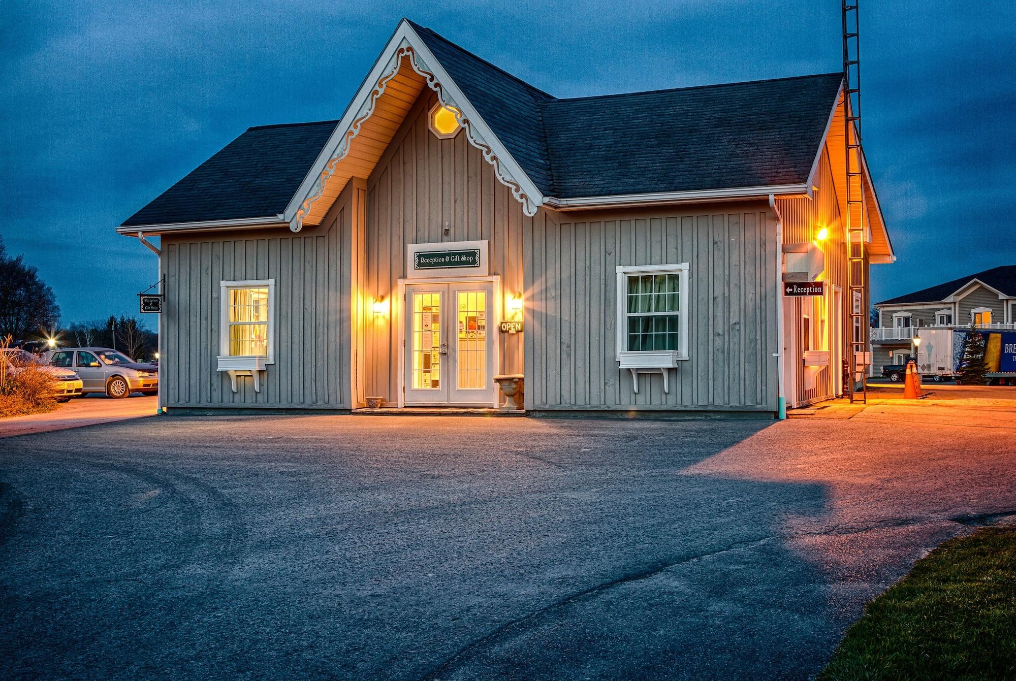 Vista Lobby The Waring House