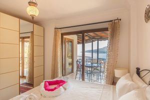 Alquiler Vacacional - Luxury 2 bed apartment with stunning sea views and large, salt water pools