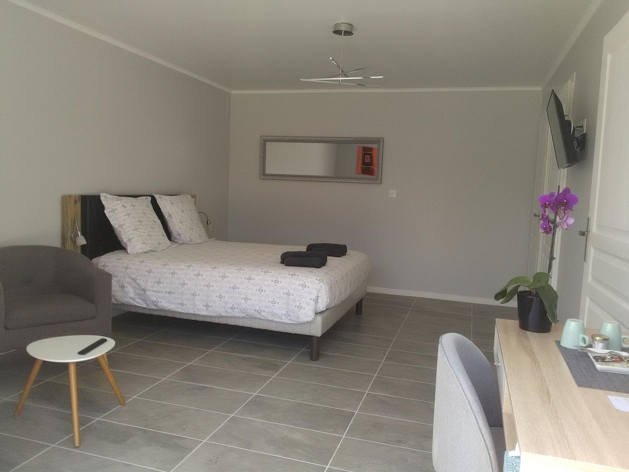 Habitación Chambre d'hôtes Au Pied du Lariat