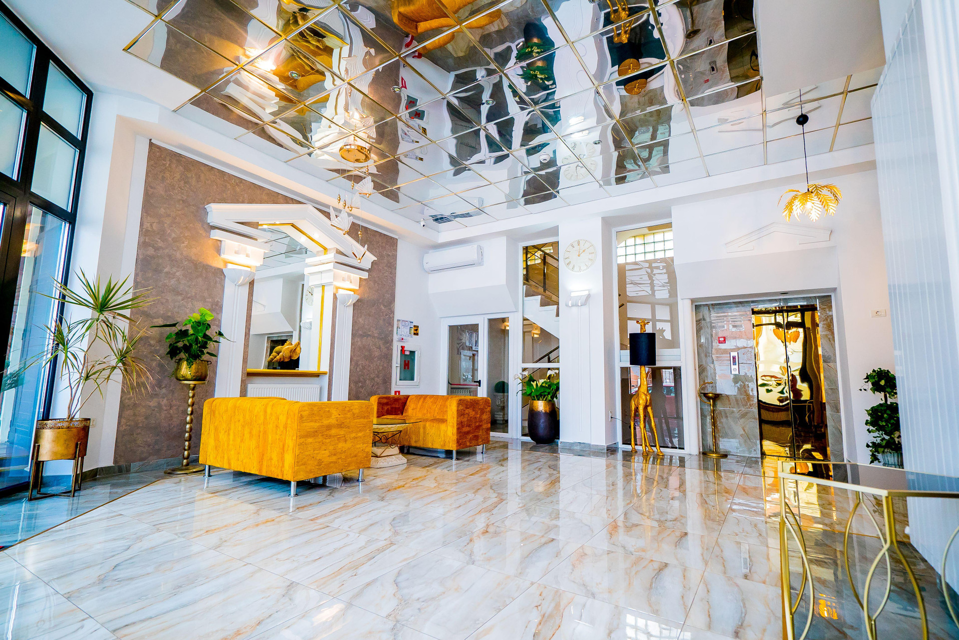 Varios Hotel Guci