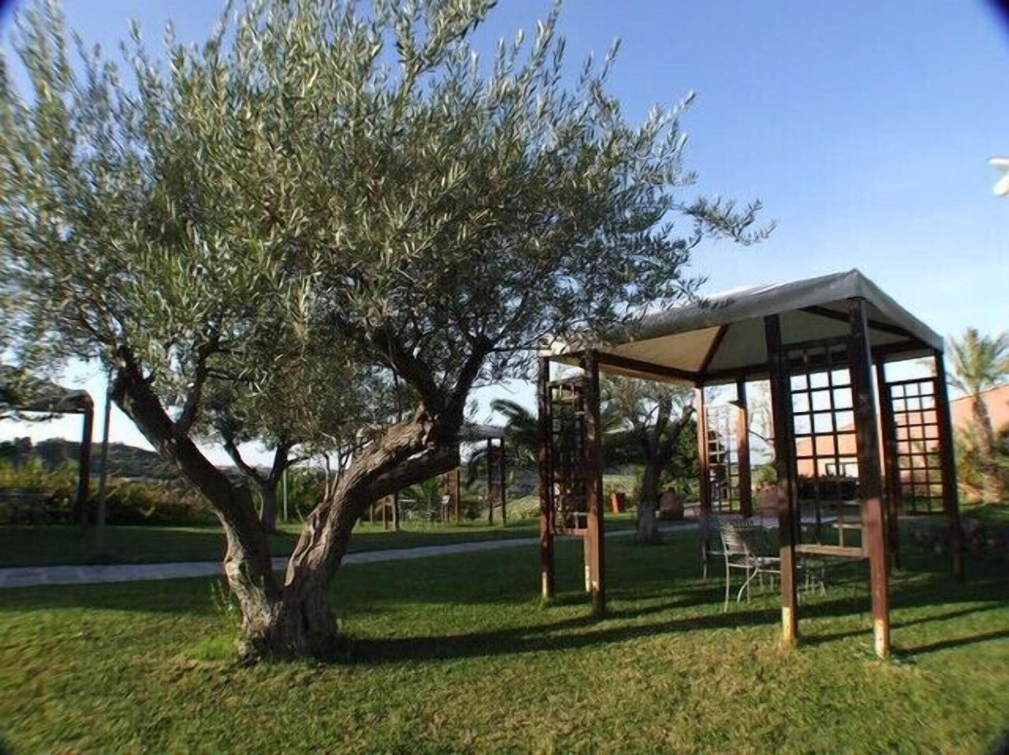 Varios Borgo Nocchiara
