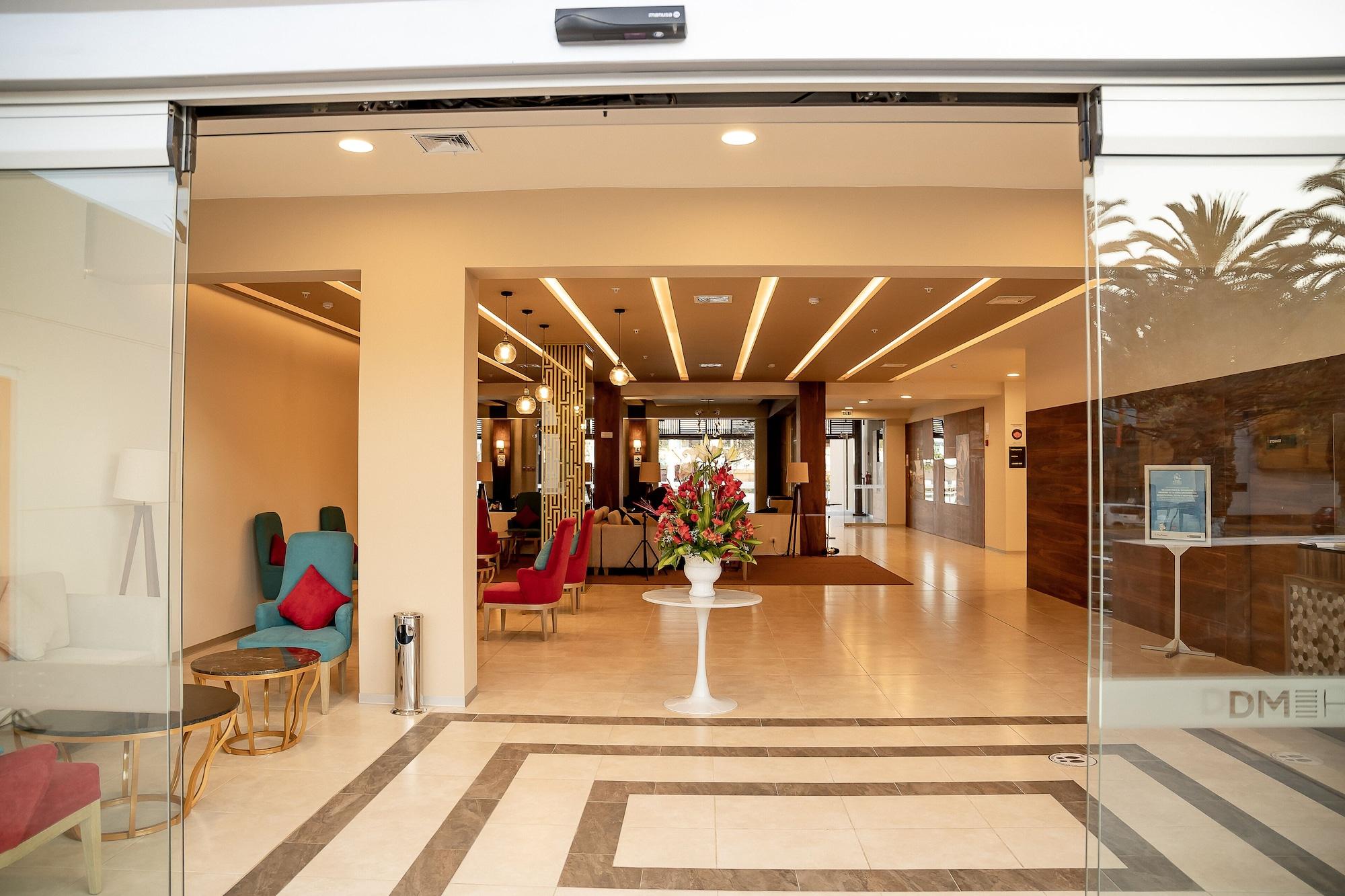 Vista Lobby DM Hoteles Tacna