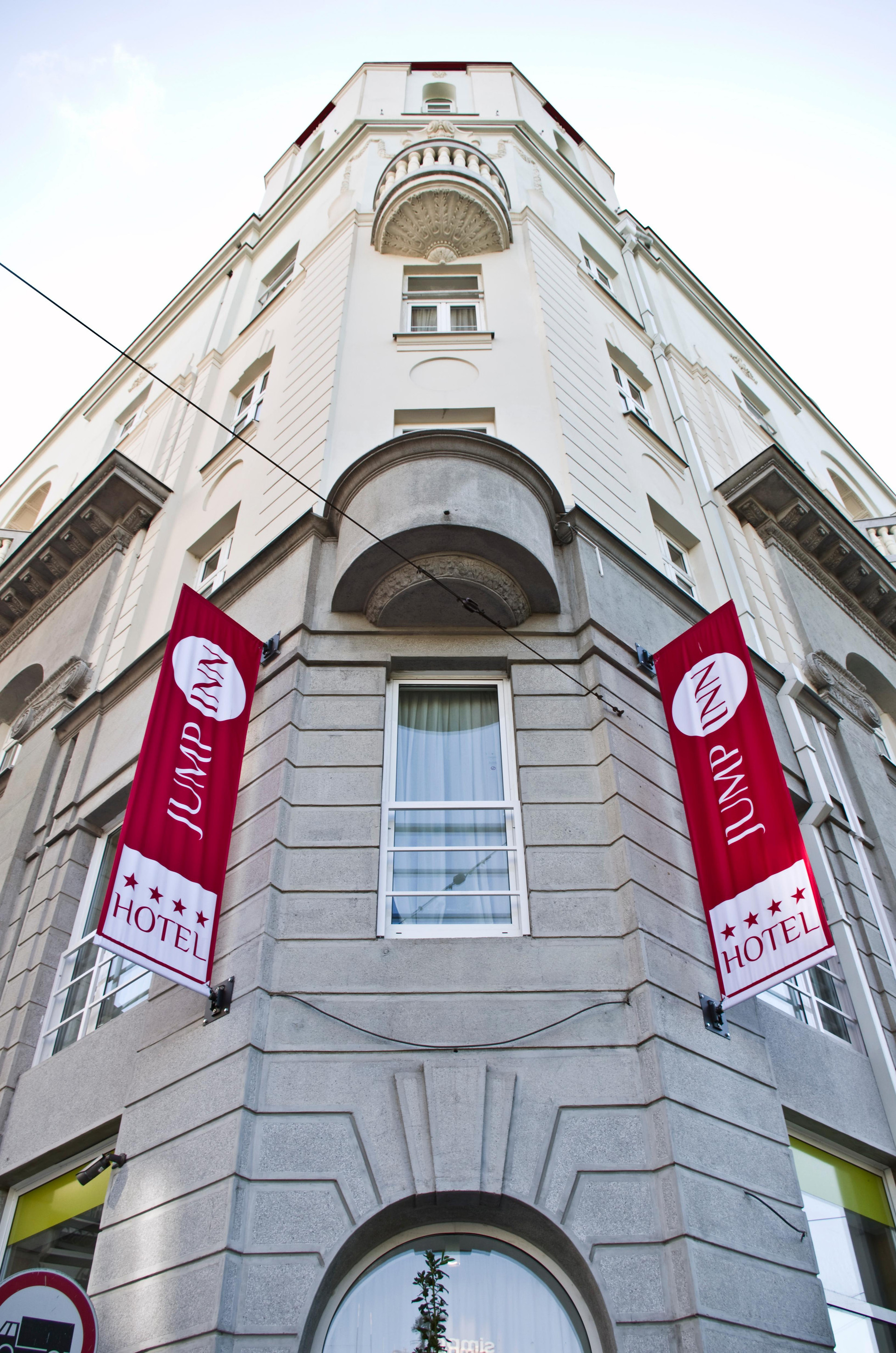 Vista Exterior Jump INN Hotel Belgrade