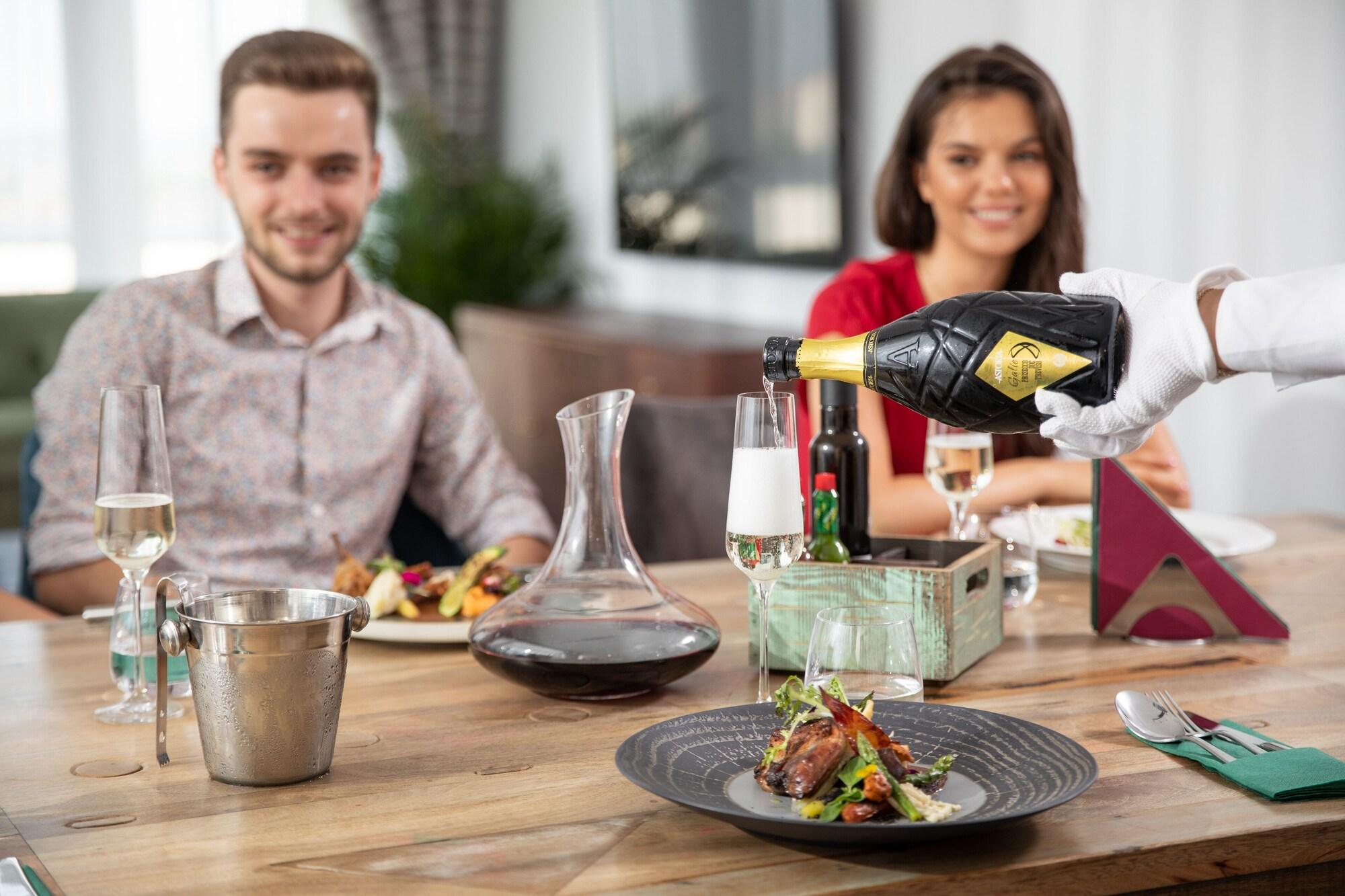 Restaurant Kanopian Penthouse Hotel