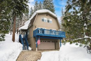 Alquiler Vacacional - Alpine Bay by Avantstay 5mins To Diamond Peak Skiing w/ Expansive Deck