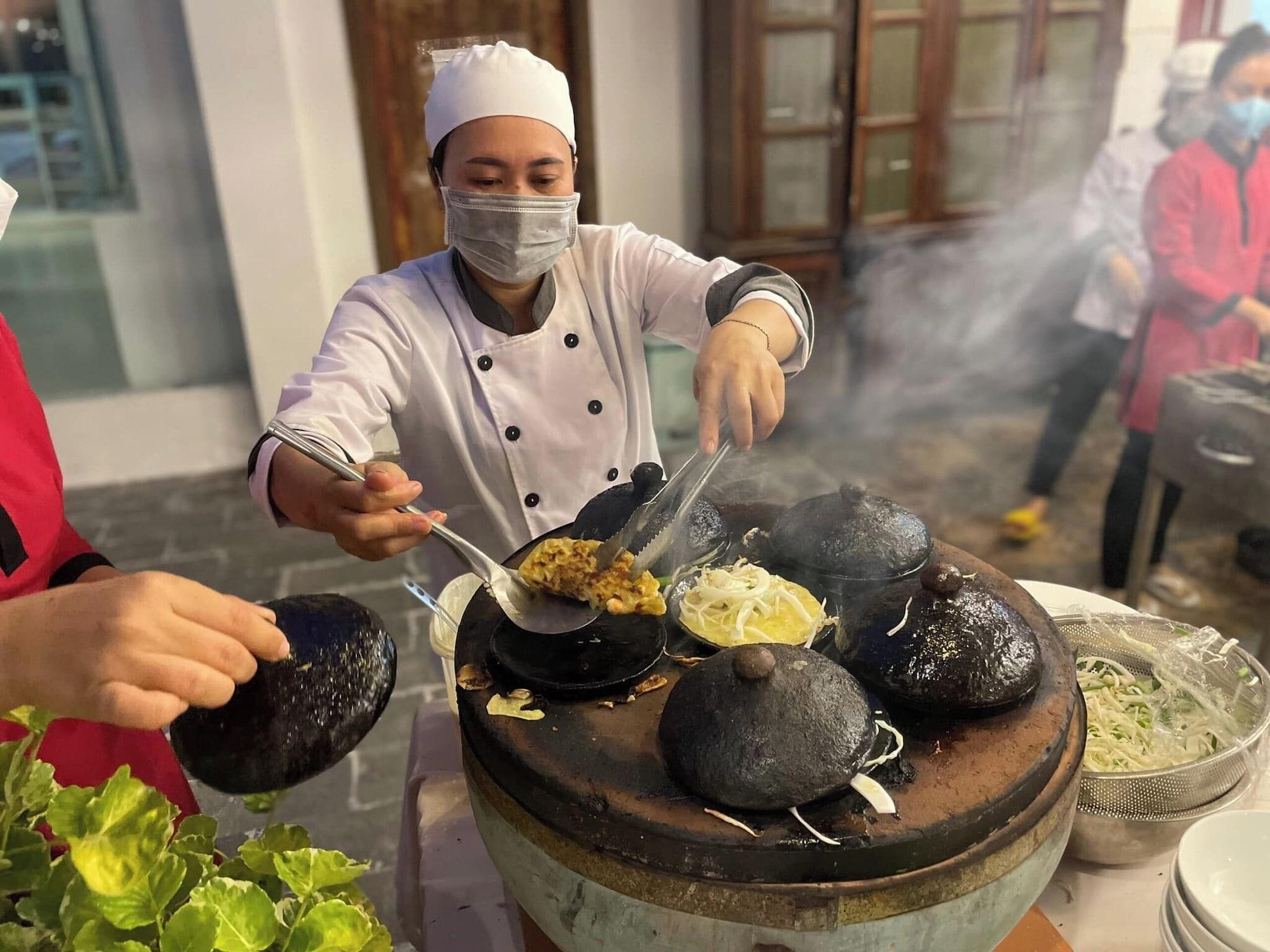 Restaurant Full Moon Village