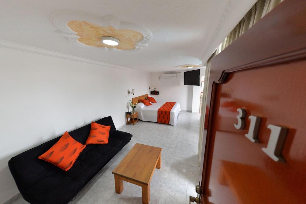 Hotel Hotel La Luna