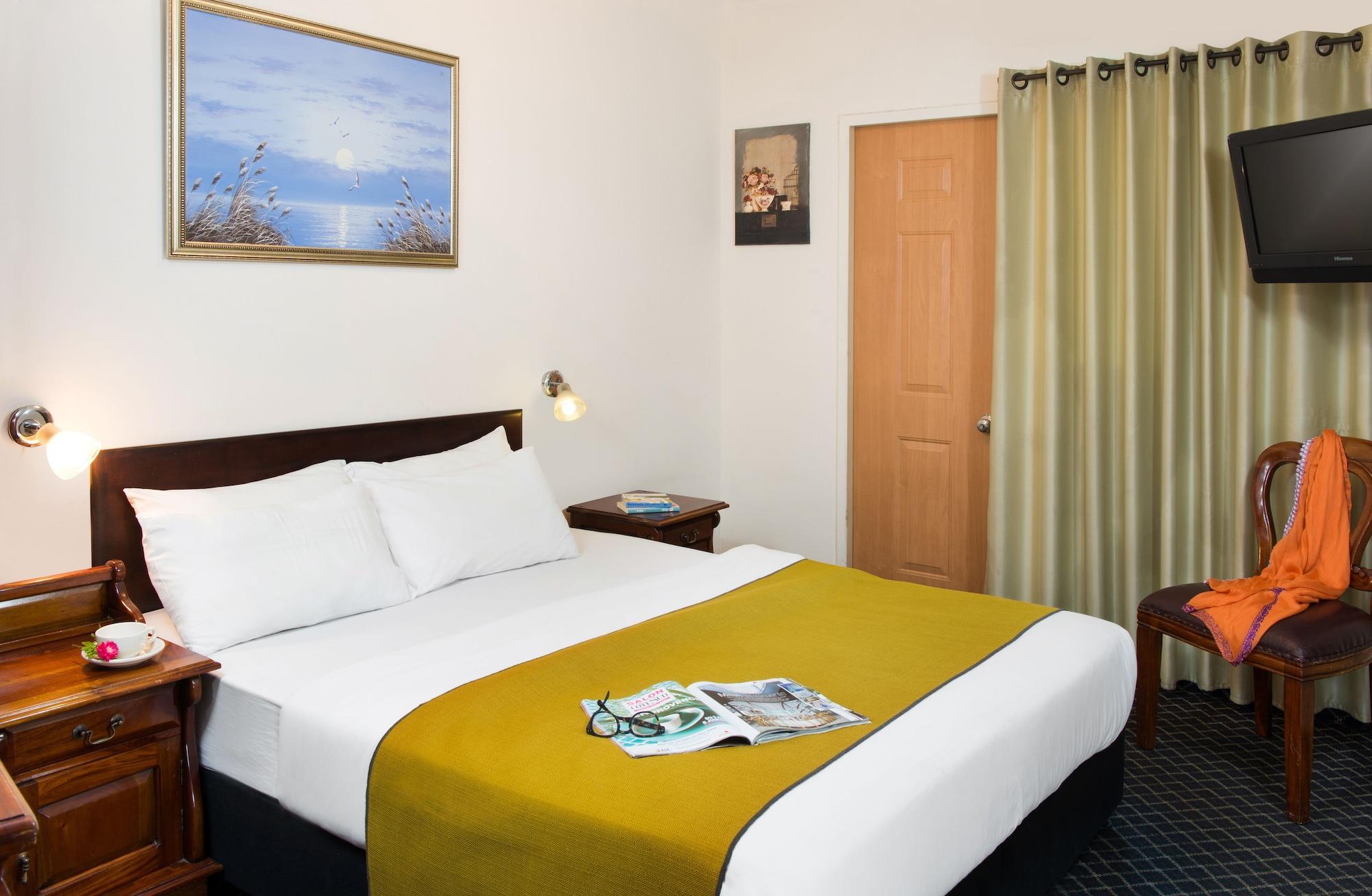 Varios Sun City Hotel