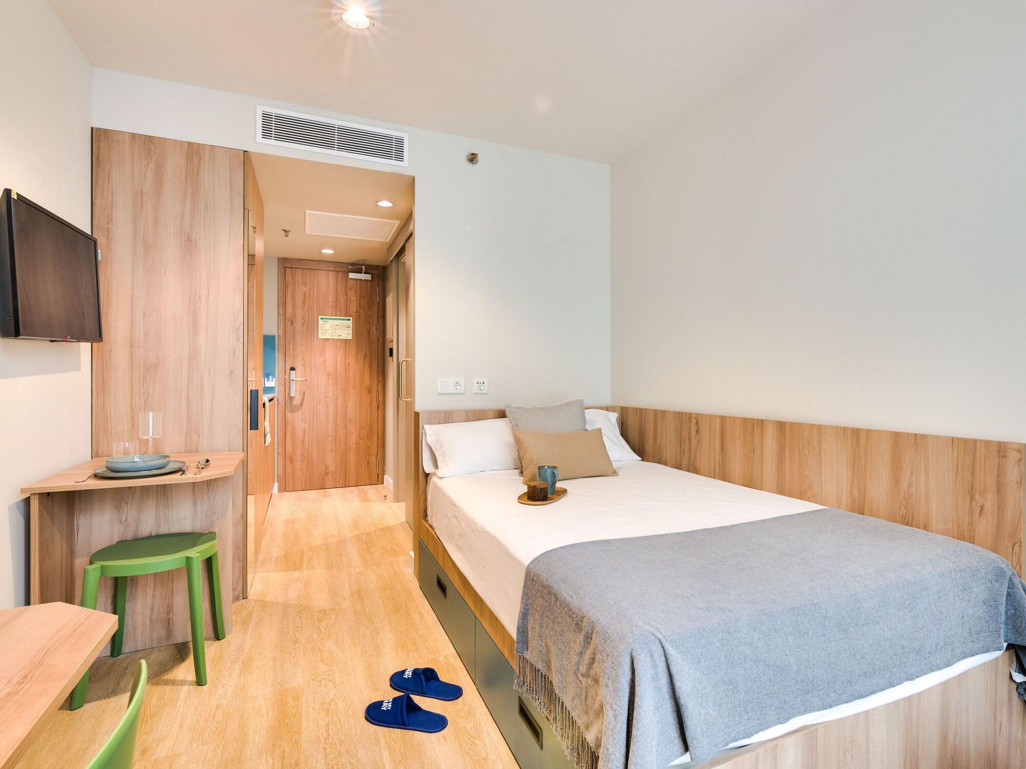 Varios Livensa Living Studios Valencia Viveros