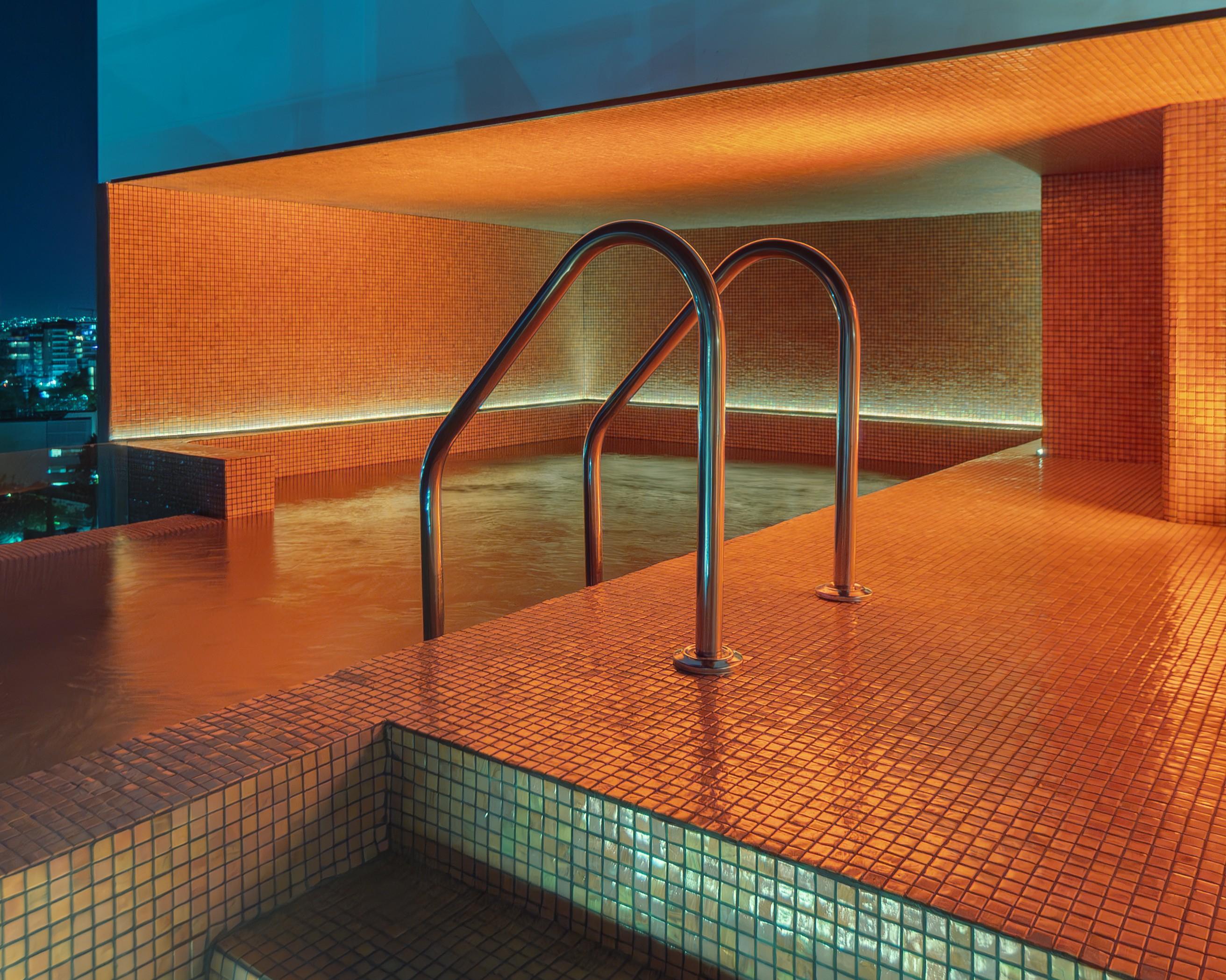 Vista Piscina Brada Collection Stays