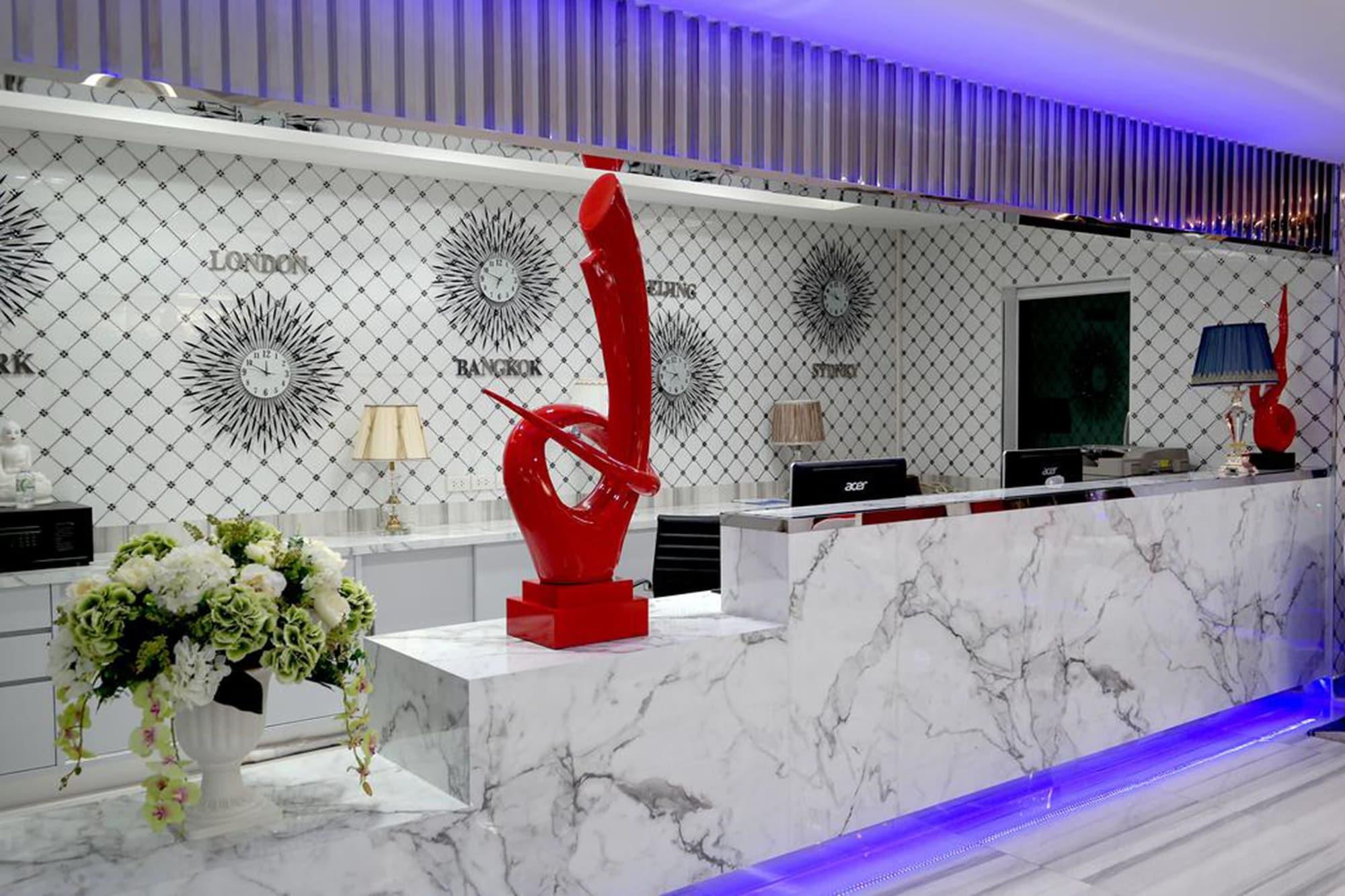 Vista Lobby Top High Airport Link Hotel