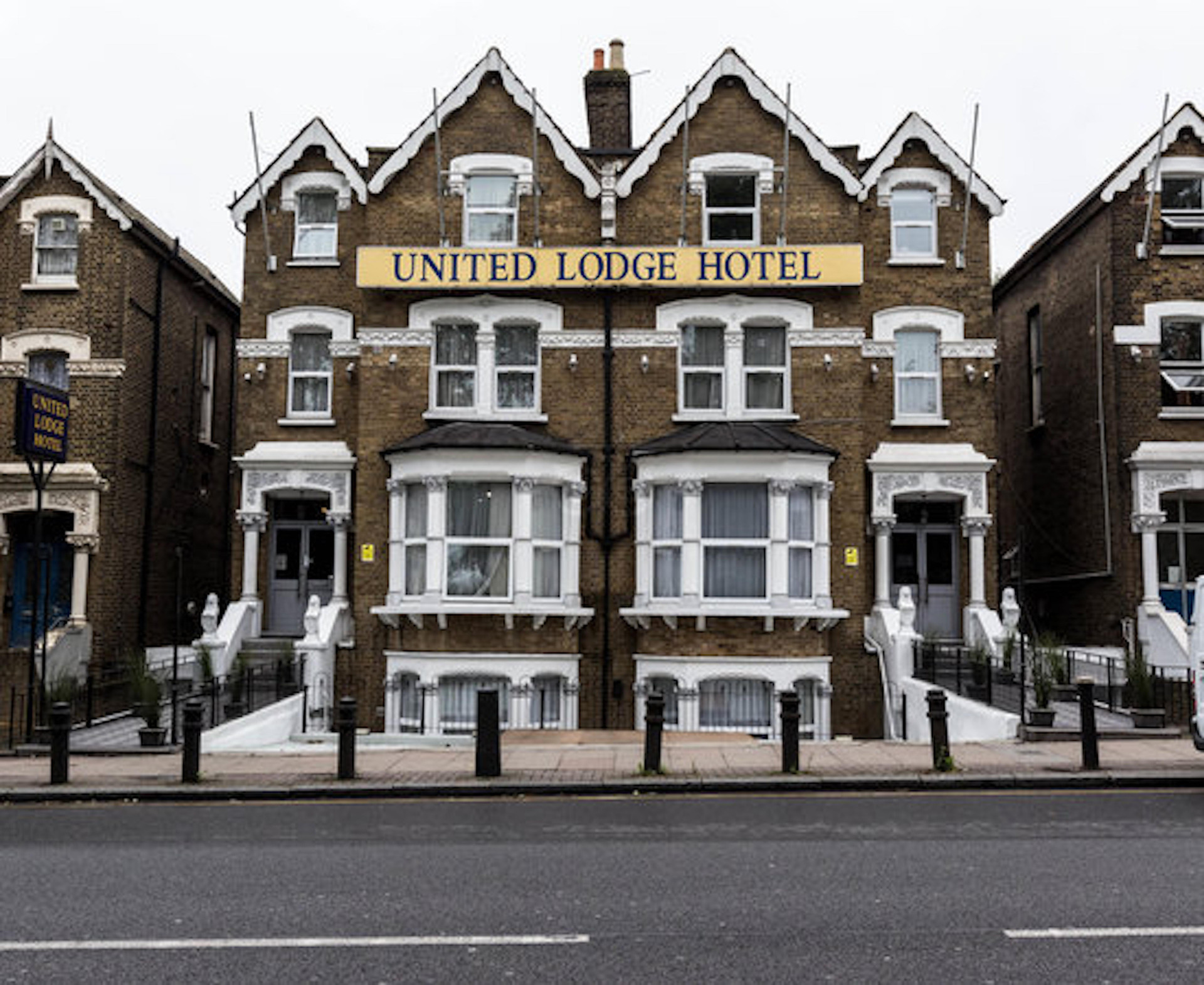 Vista Exterior United Lodge Hotel & Apartments