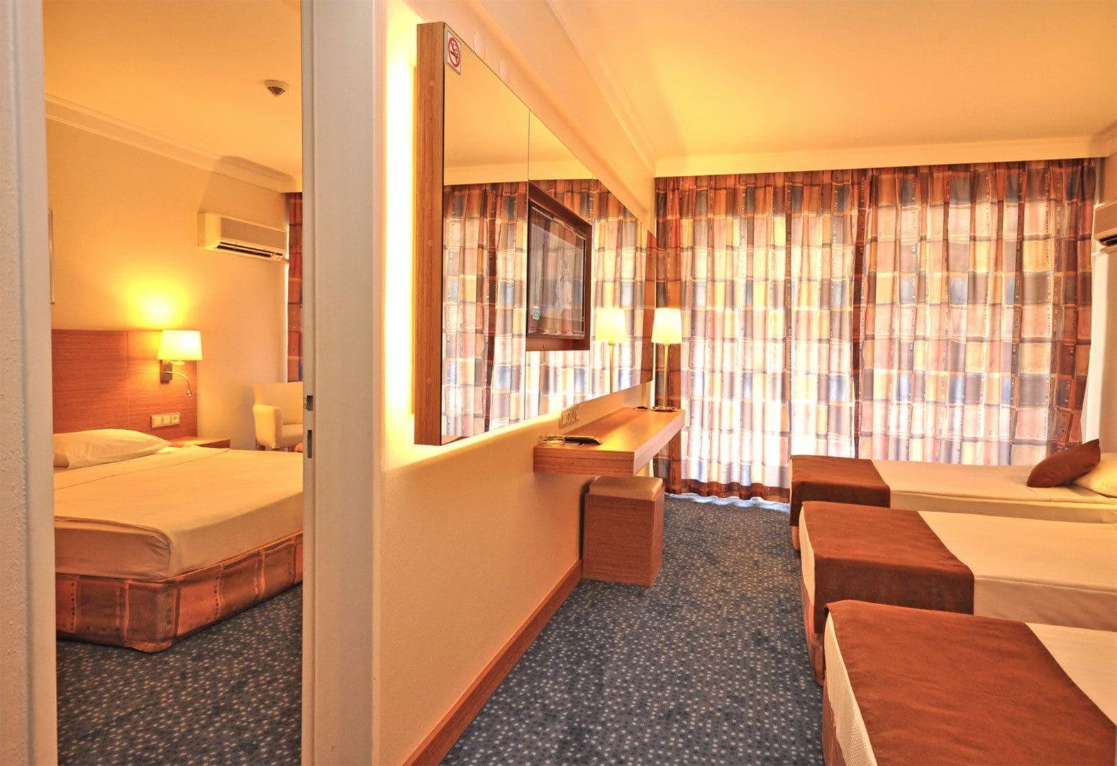 Habitación Hotel Grand Efe