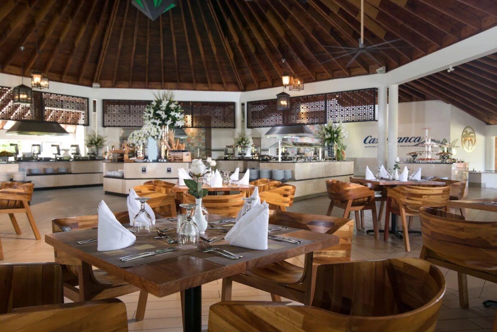 Restaurant Lifestyle Tropical Beach - All Inclusive