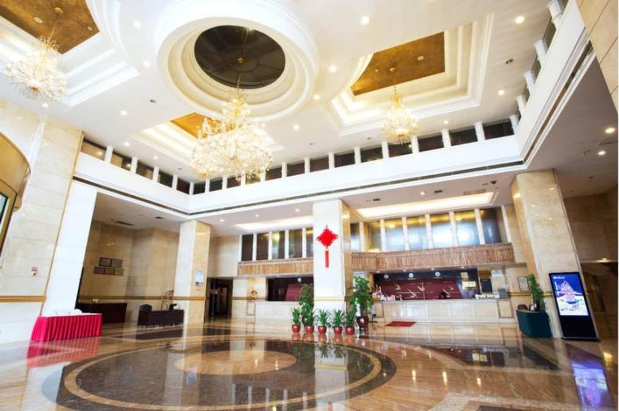 Vista Lobby Yiyang Huatian Hotel
