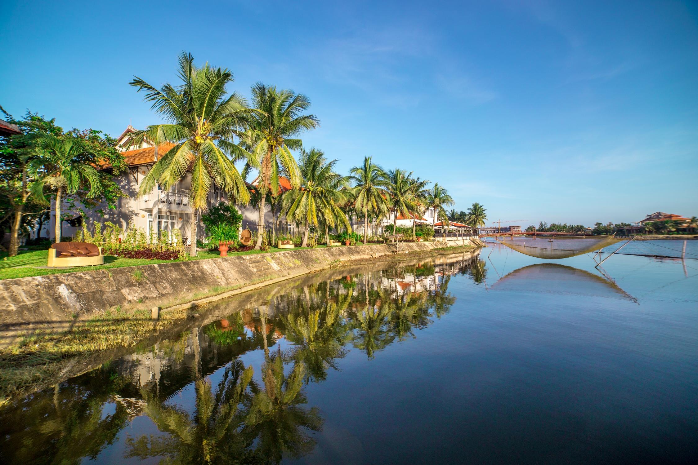 Vista Exterior Hoi An Beach Resort