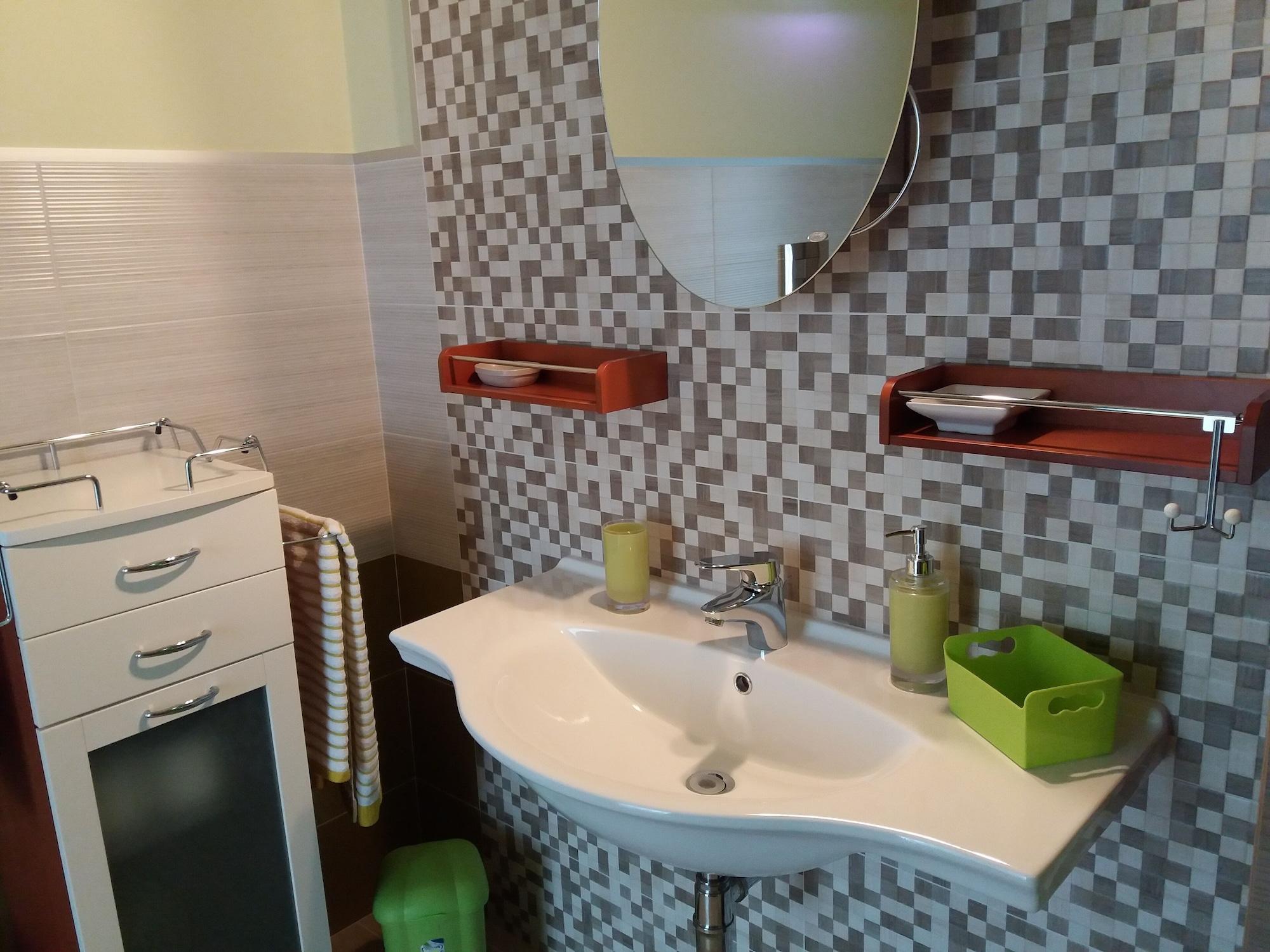 Equipamiento de Habitación L'Arcobaleno Di Chia