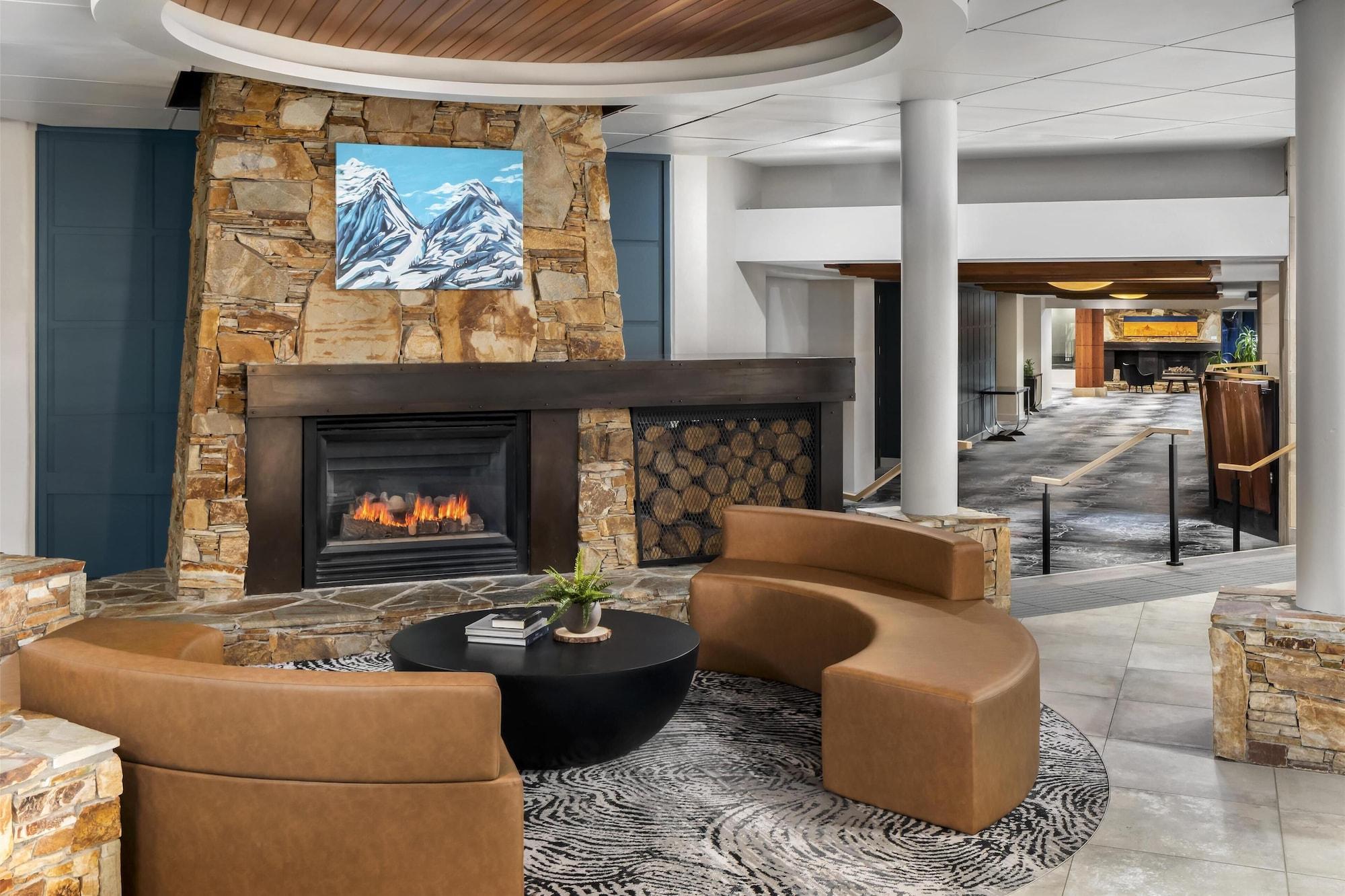 Vista Lobby Hilton Whistler Resort & Spa