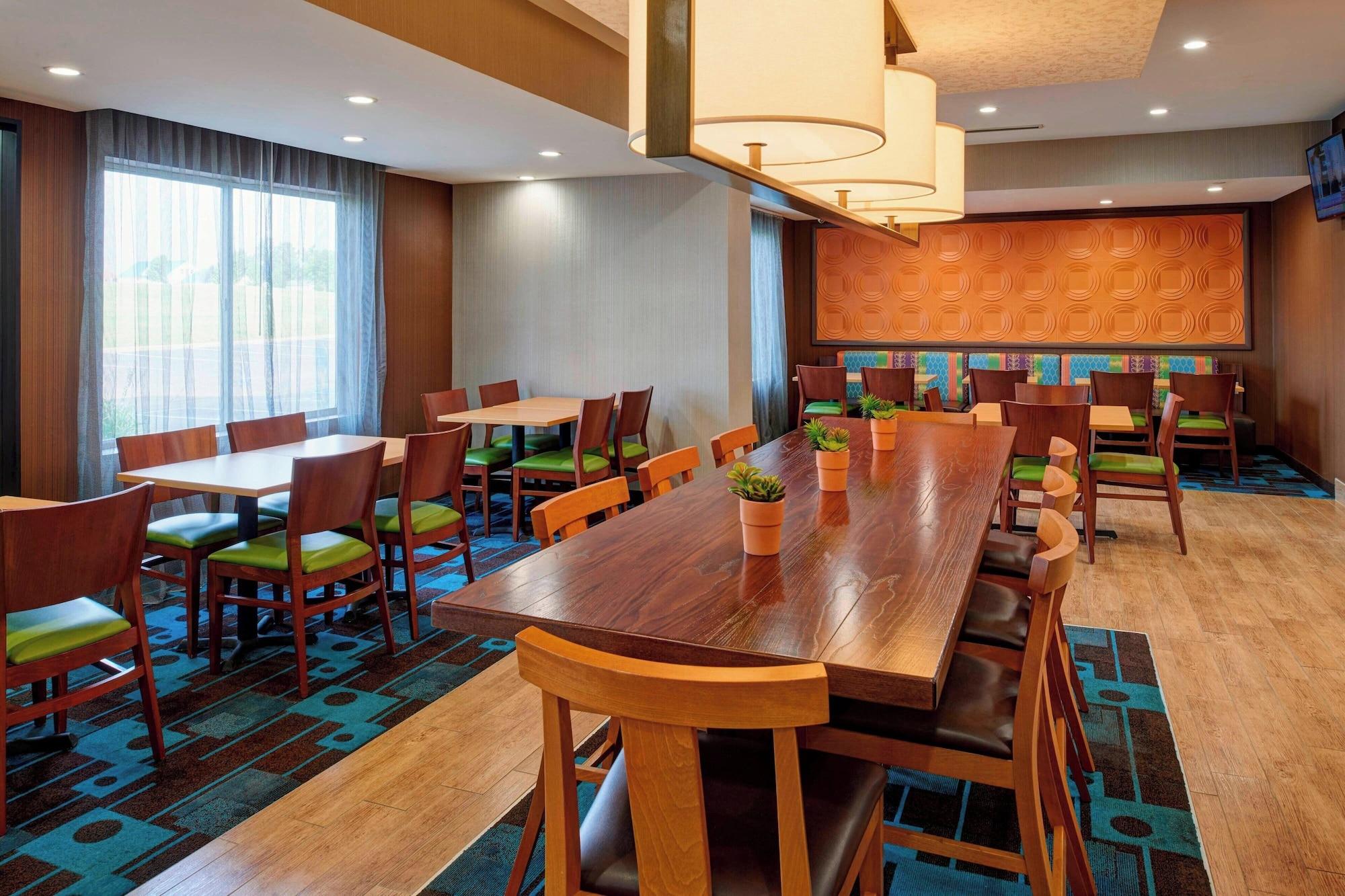 Restaurant Fairfield Inn by Marriott Richmond
