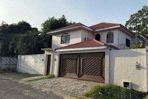 Alojamiento - Villas Lazief Residence Suites