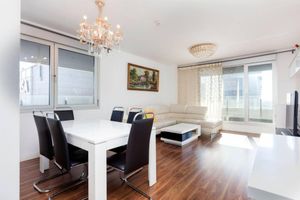 Alquiler Vacacional - Akira Flats Fira Gran Via Barcelona