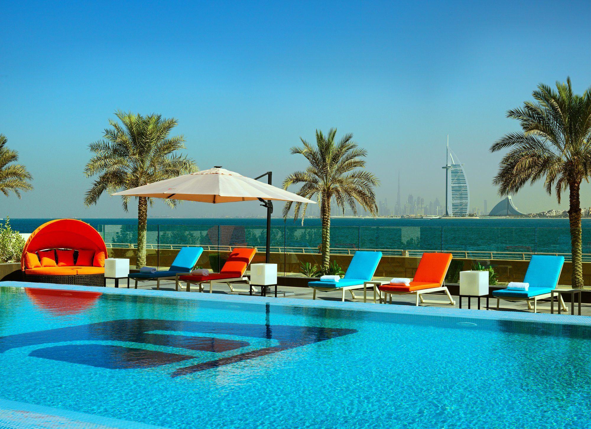 Vista da piscina Aloft Palm Jumeirah