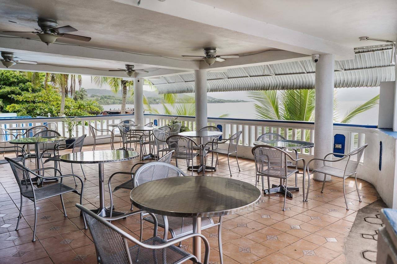 Restaurant The Wave Hotel